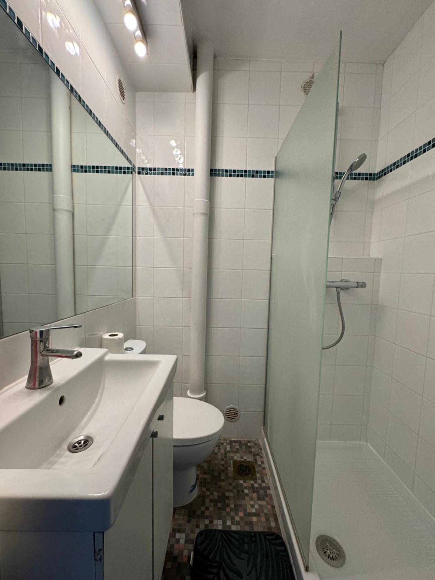 Studio Au Coeur De Valence 45 Экстерьер фото